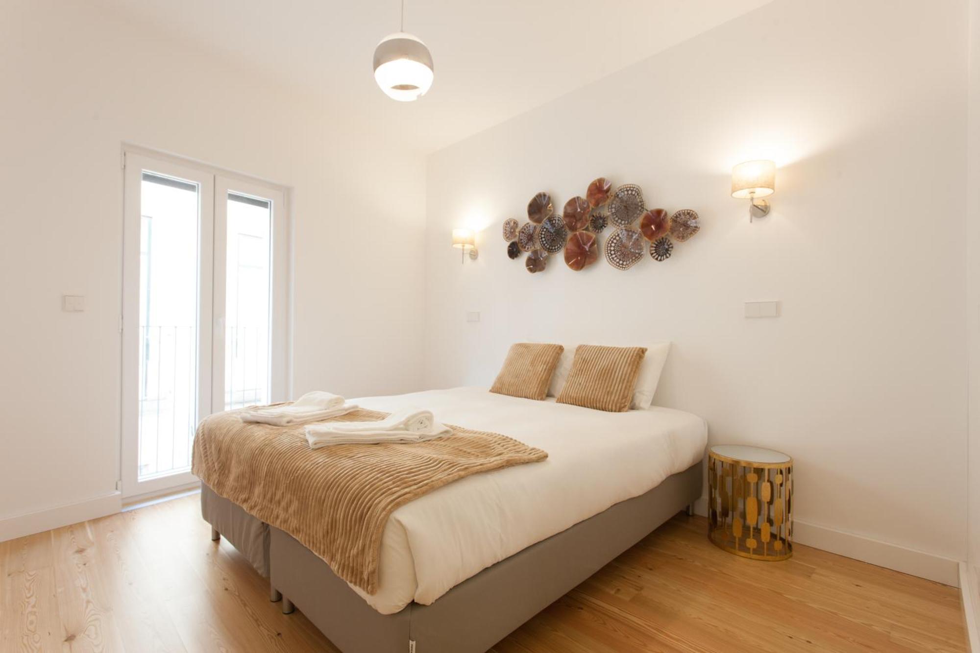 Mouraria Blue Three-Bedroom Apartment W/ Parking - By Lu Holidays Lisboa Exteriör bild