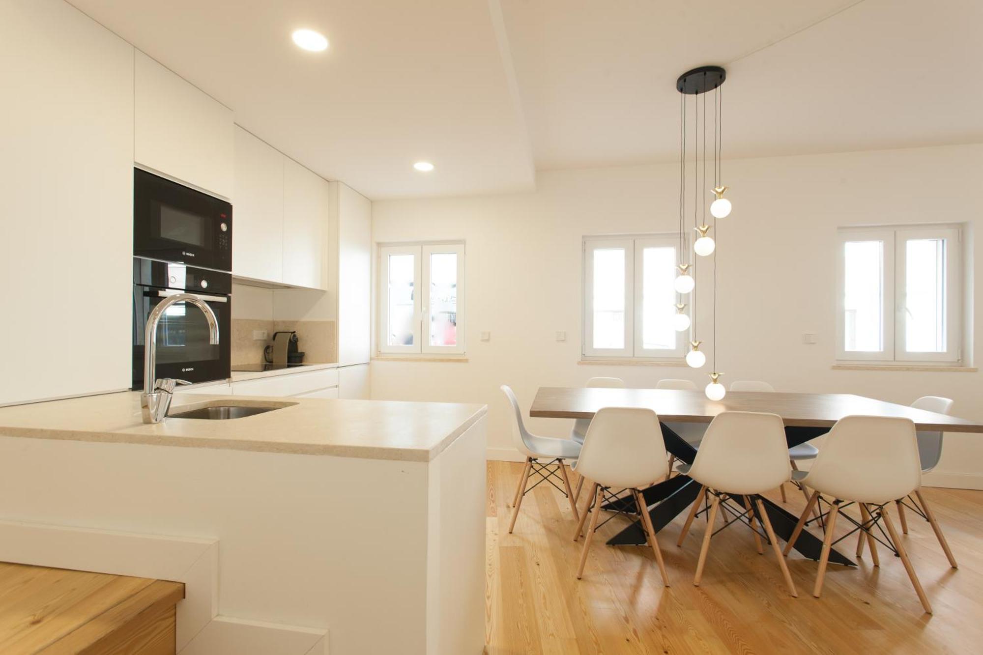 Mouraria Blue Three-Bedroom Apartment W/ Parking - By Lu Holidays Lisboa Exteriör bild